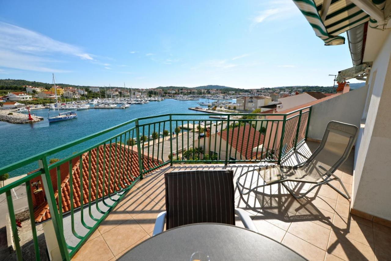 House Klarin Daire Jezera Dış mekan fotoğraf