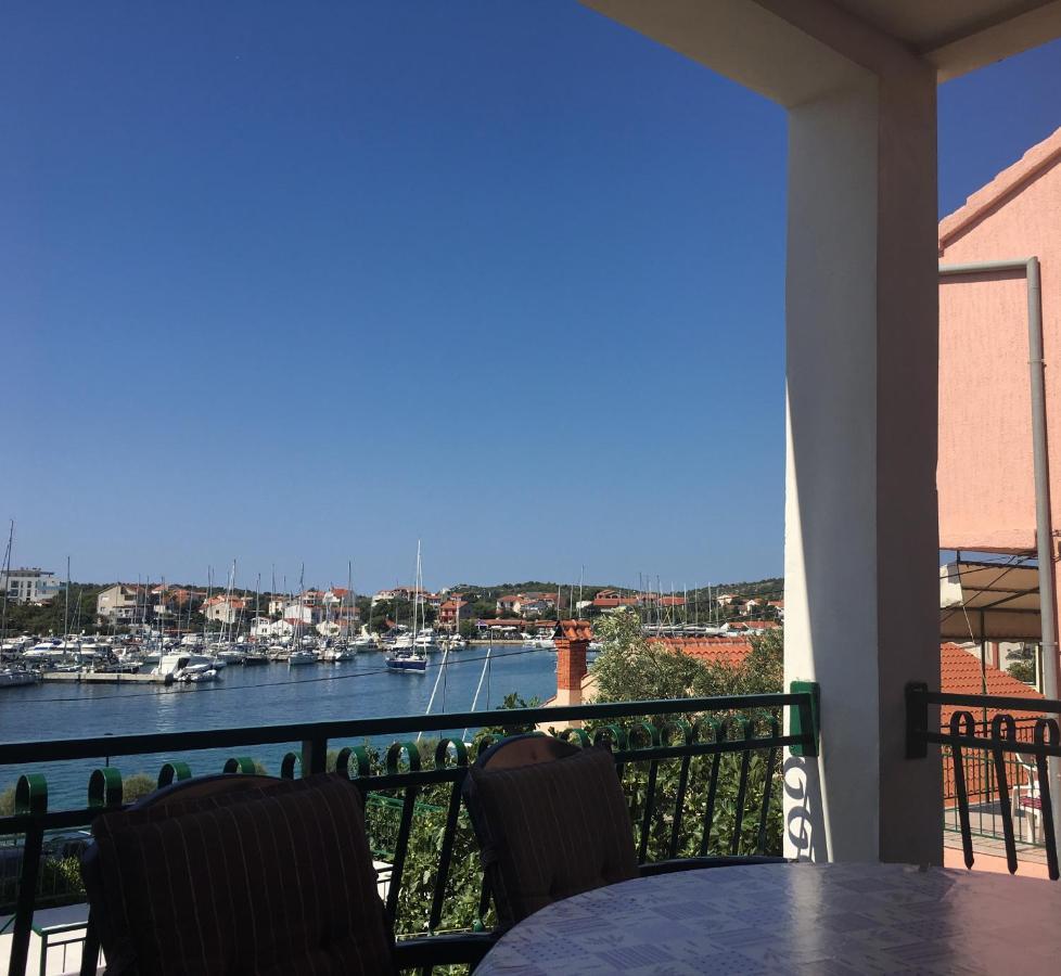House Klarin Daire Jezera Dış mekan fotoğraf